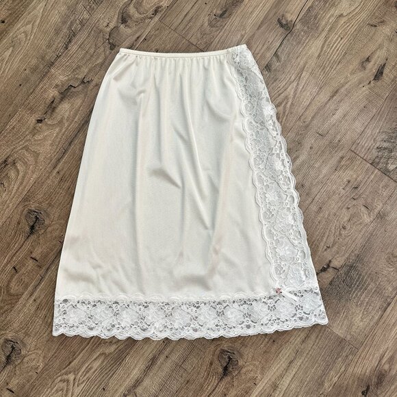 Women's Silky/Satin White Lace Slip Skirt - Picture 1 of 5